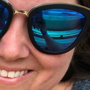 Meet your Posher, Brittney